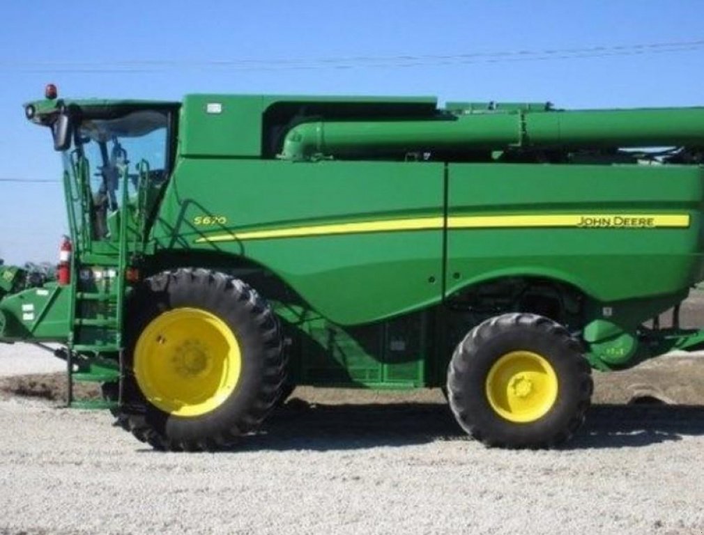 Oldtimer-Mähdrescher typu John Deere S670, Neumaschine v Київ (Obrázek 2)