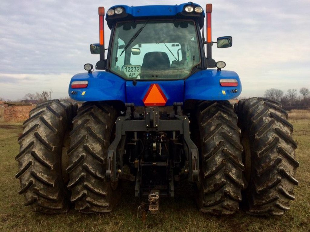 Oldtimer-Traktor a típus New Holland T8.390, Neumaschine ekkor: Пологи (Kép 6)