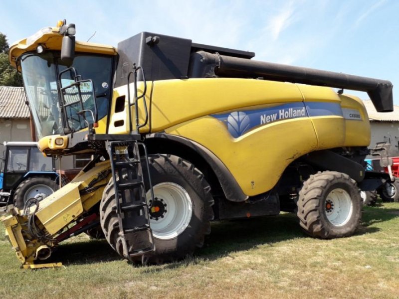 Oldtimer-Mähdrescher του τύπου New Holland CX8080, Neumaschine σε Суми (Φωτογραφία 1)
