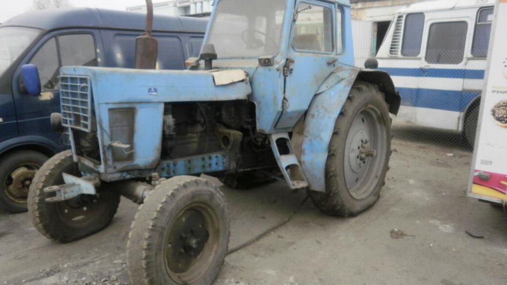 Oldtimer-Traktor tip Belarus Беларус-80, Neumaschine in Біла Церква (Poză 1)