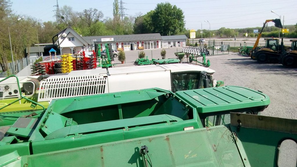 Oldtimer-Traktor tipa John Deere 6910, Neumaschine u Біла Церква (Slika 3)