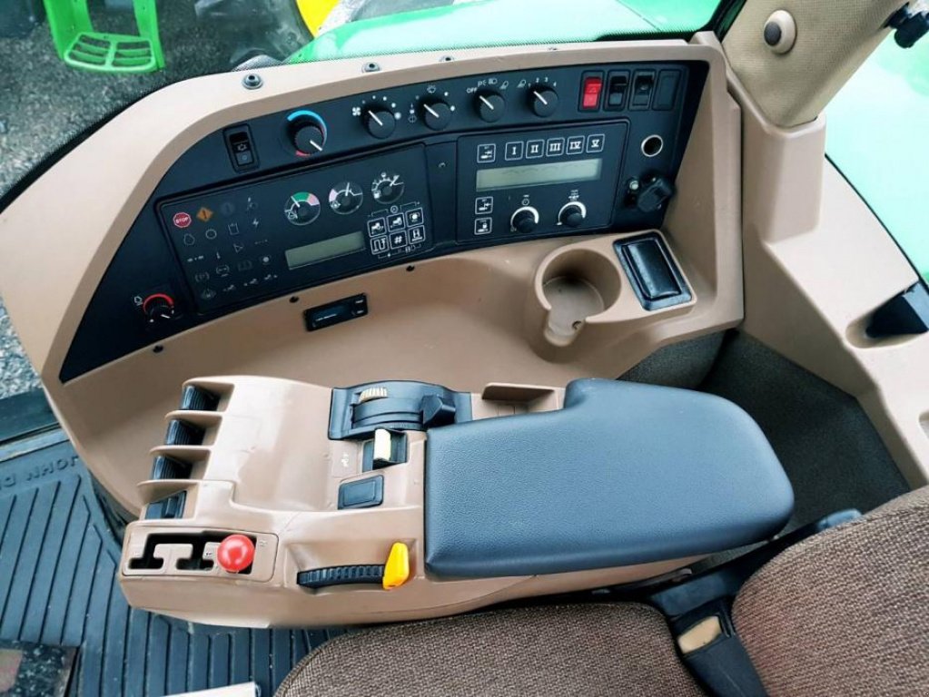 Oldtimer-Traktor typu John Deere 8400, Neumaschine v Біла Церква (Obrázek 4)