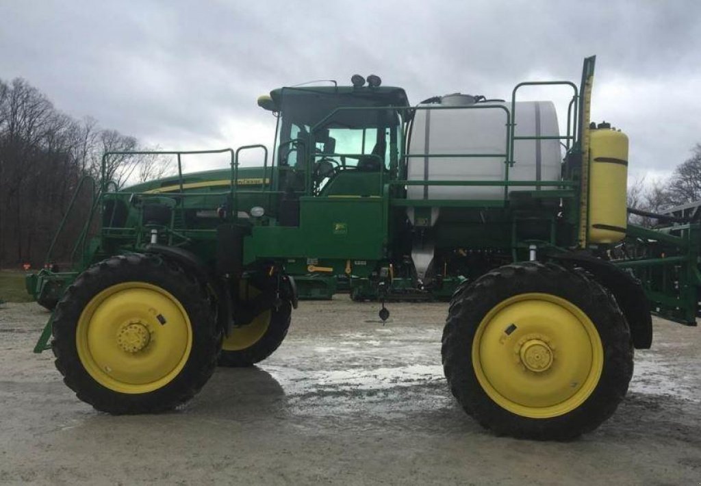 Selbstfahrspritze typu John Deere 4830,  v Біла Церква (Obrázek 8)