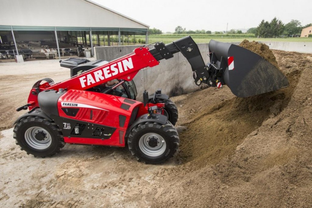 Teleskopstapler of the type Faresin FH 7.35, Neumaschine in Вінниця (Picture 1)