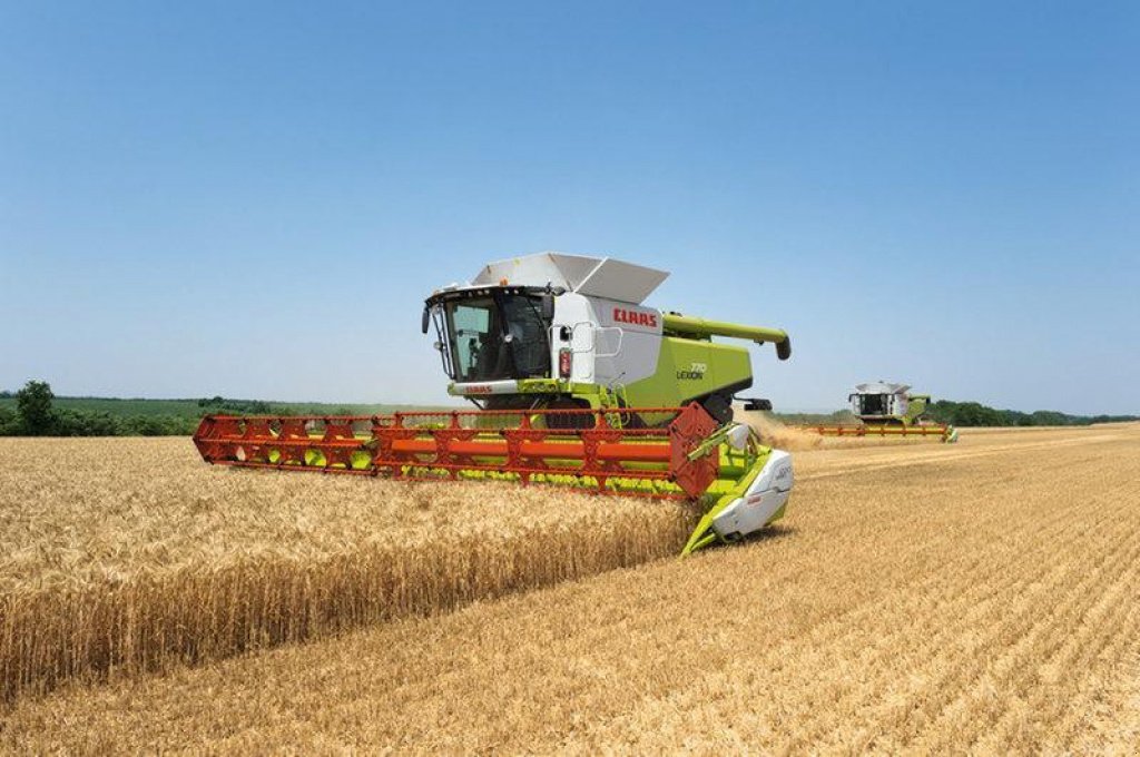Oldtimer-Mähdrescher des Typs CLAAS Lexion 770, Neumaschine in Київ (Bild 5)