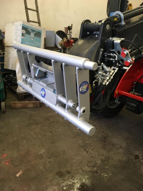 Hoflader a típus Sonstige HIGHSPEED OIL COUPLER, Neumaschine ekkor: Seekirchen (Kép 16)