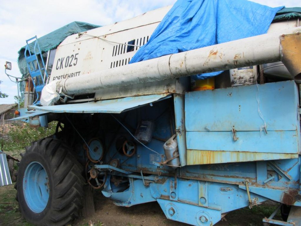 Oldtimer-Mähdrescher του τύπου MDW E 512, Neumaschine σε Не обрано (Φωτογραφία 1)