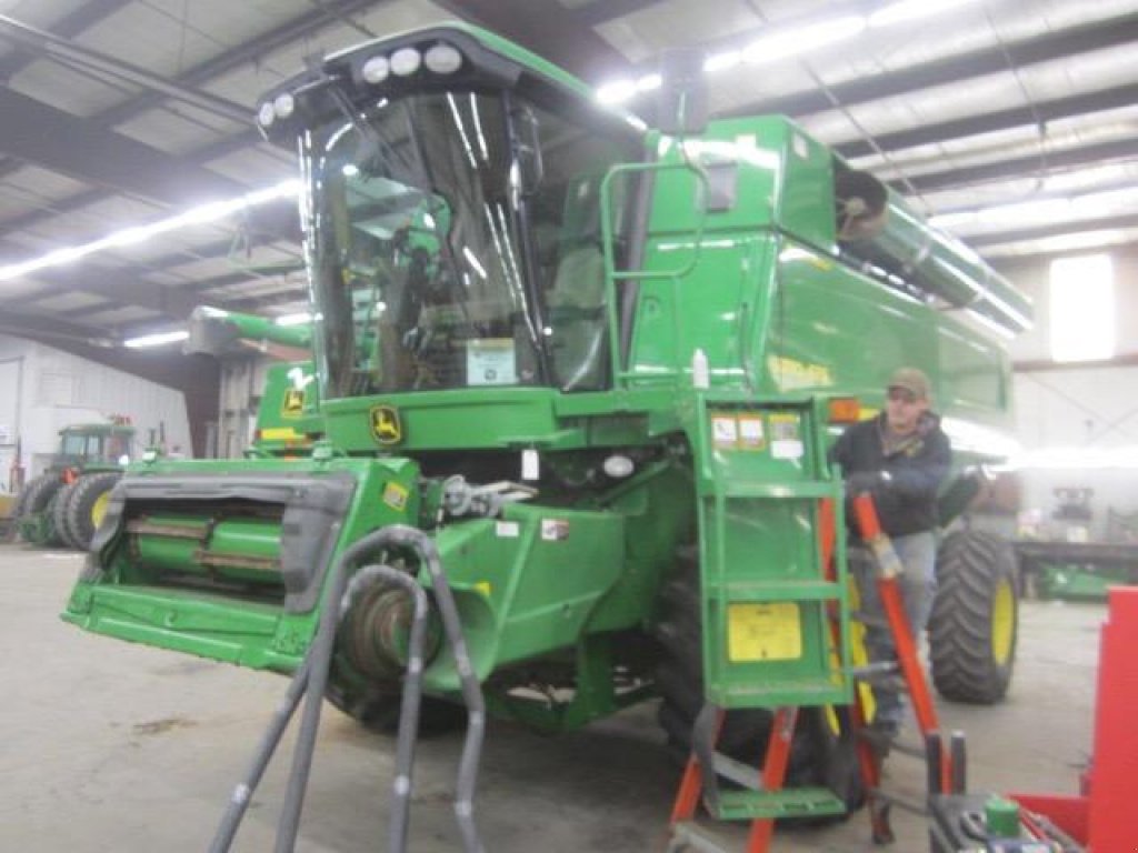 Oldtimer-Mähdrescher del tipo John Deere 9770 STS, Neumaschine In Не обрано (Immagine 1)