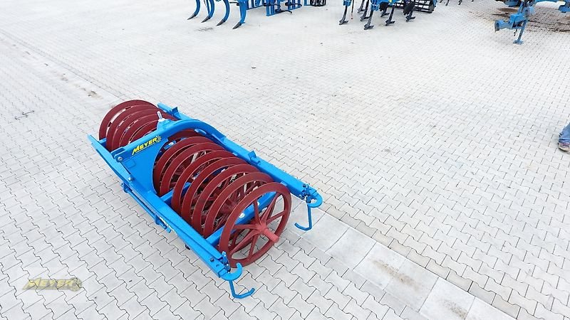 Packer & Walze van het type WM Meyer WP 11/4, Neumaschine in Andervenne (Foto 15)