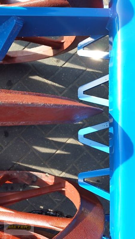 Packer & Walze of the type WM Meyer DWP 19, Neumaschine in Andervenne (Picture 1)