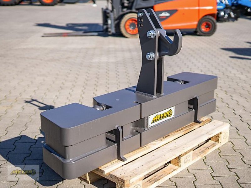 Frontgewicht типа Meyer Agrartechnik KB 120 Frontgewicht, Neumaschine в Andervenne (Фотография 1)