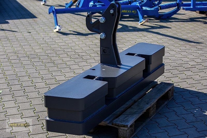Frontgewicht типа Meyer Agrartechnik KB 145 Frontgewicht ohne Beleuchtung, Neumaschine в Andervenne (Фотография 4)