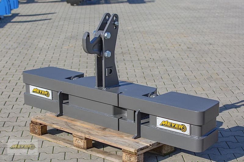 Frontgewicht типа Meyer Agrartechnik KB 145 Frontgewicht ohne Beleuchtung, Neumaschine в Andervenne (Фотография 1)