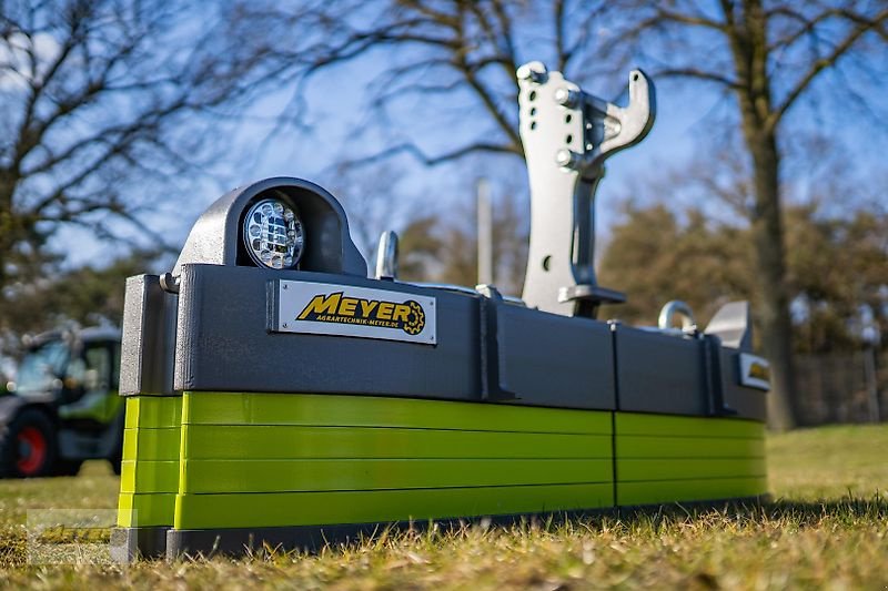 Sonstiges Traktorzubehör za tip Meyer Agrartechnik UF 800 ZG Frontgewicht, Neumaschine u Andervenne (Slika 10)