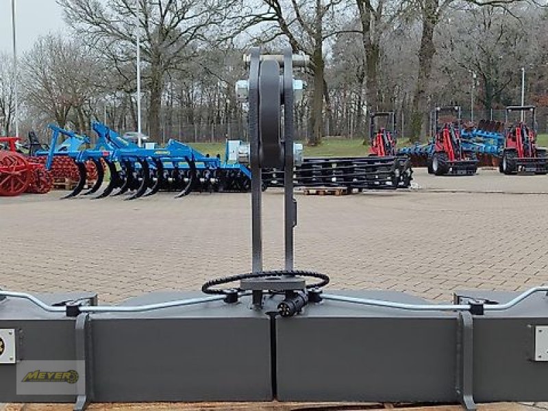 Sonstiges Traktorzubehör za tip Meyer Agrartechnik UF 800 ZG Frontgewicht, Neumaschine u Andervenne (Slika 1)