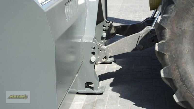 Maisschiebeschild of the type Meyer Agrartechnik PS 3000, Neumaschine in Andervenne (Picture 16)