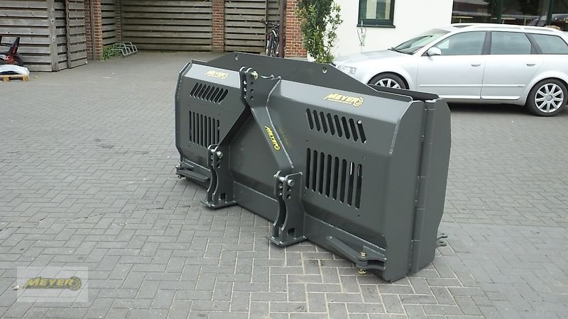 Maisschiebeschild of the type Meyer Agrartechnik PS 4500, Neumaschine in Andervenne (Picture 4)