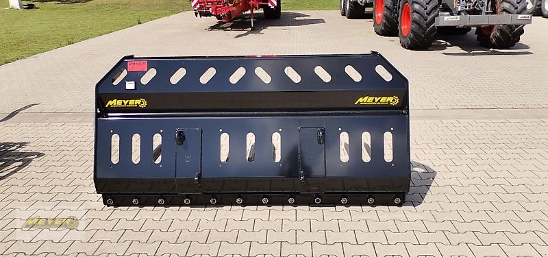 Frontladerzubehör of the type Meyer Agrartechnik Dung und Strohgabel DSG 13, Neumaschine in Andervenne (Picture 8)