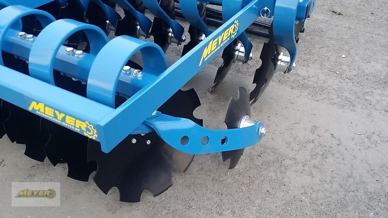 Kurzscheibenegge of the type WM Meyer KSE 3000, Neumaschine in Andervenne (Picture 4)