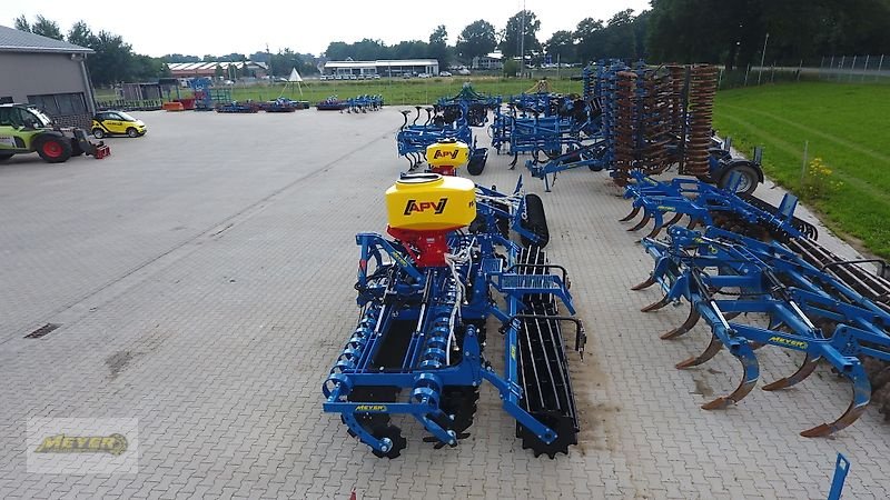Kurzscheibenegge des Typs WM Meyer KSE 5000, Neumaschine in Andervenne (Bild 3)