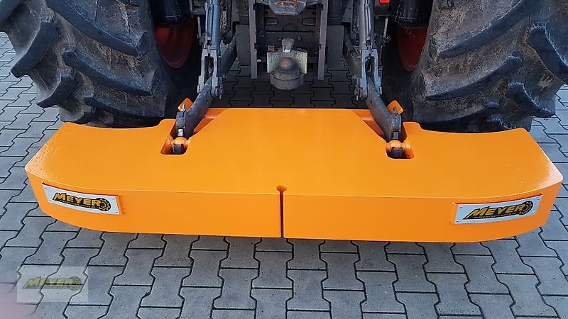 Frontgewicht van het type WM Meyer HG 1500, Neumaschine in Andervenne (Foto 8)