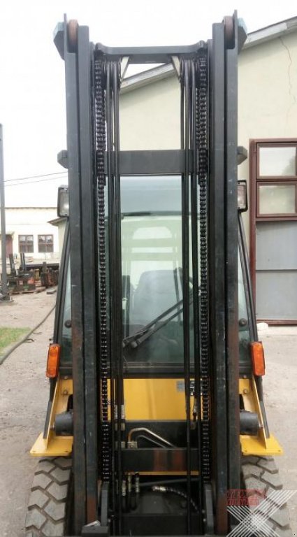 Gabelstapler typu Caterpillar DP25N,  v Харків (Obrázek 4)