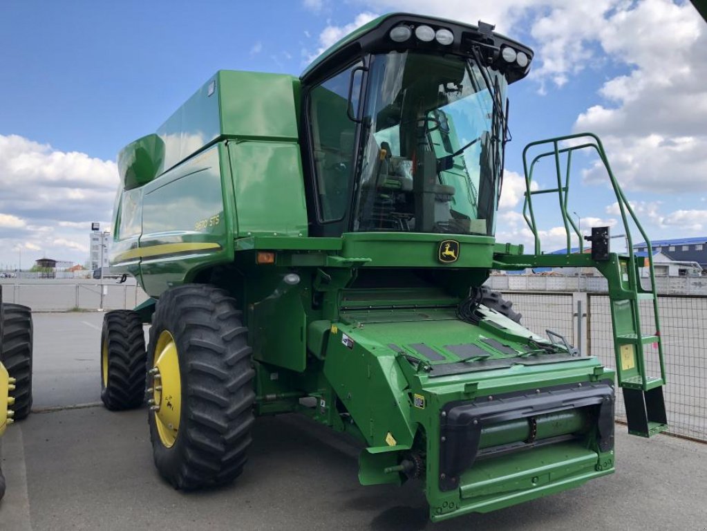 Oldtimer-Mähdrescher typu John Deere 9670 STS,  w Київ (Zdjęcie 1)