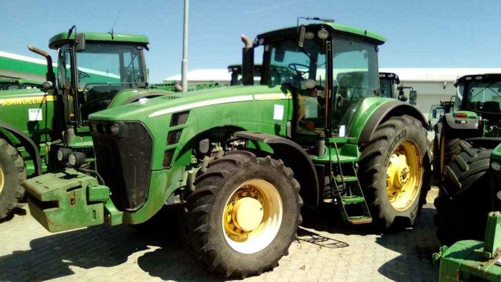 Oldtimer-Traktor typu John Deere 8230, Neumaschine v Київ (Obrázek 1)
