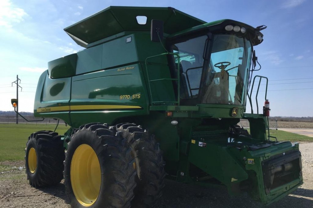 Oldtimer-Mähdrescher typu John Deere 9770 STS, Neumaschine v Київ (Obrázek 2)