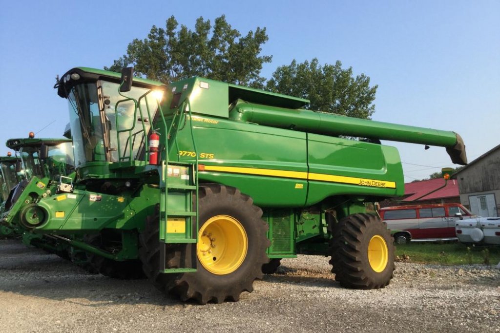 Oldtimer-Mähdrescher typu John Deere 9770 STS, Neumaschine v Київ (Obrázek 6)