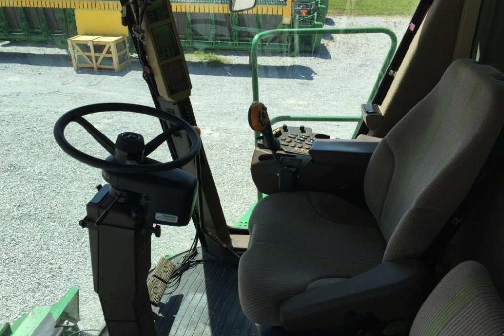 Oldtimer-Mähdrescher typu John Deere 9760 STS, Neumaschine v Київ (Obrázek 8)