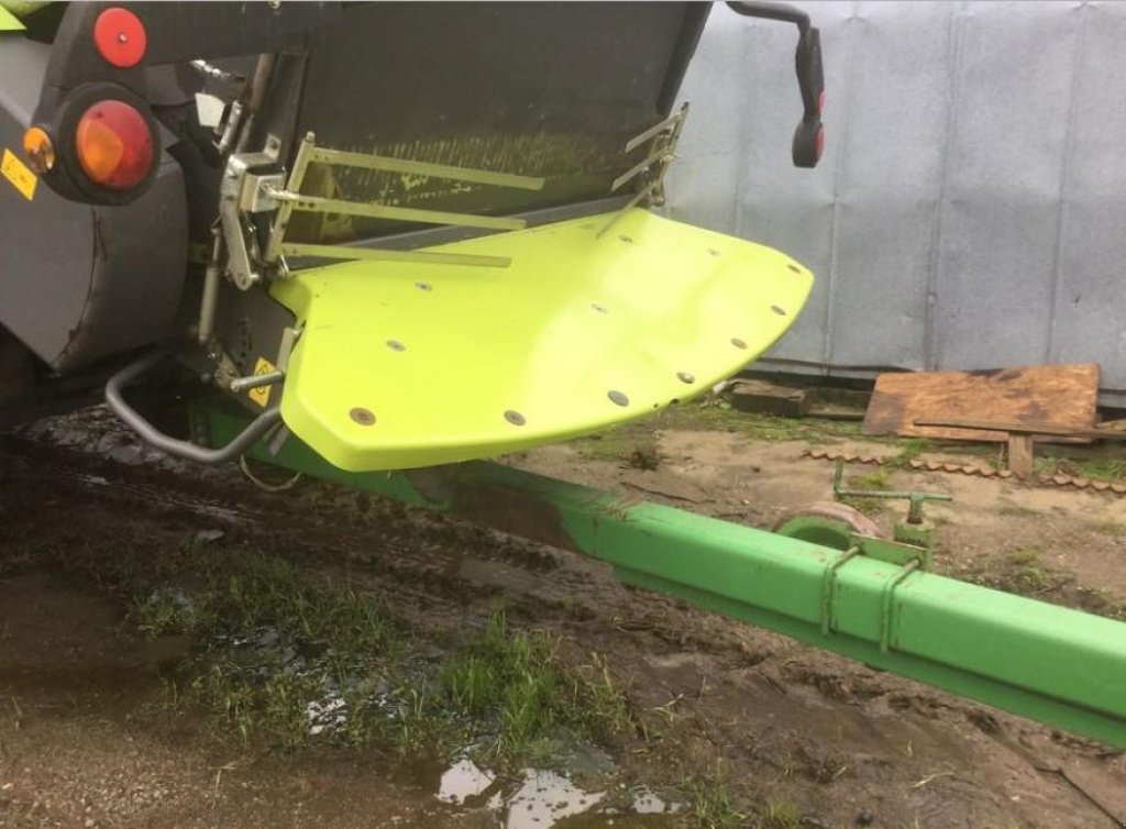 Oldtimer-Mähdrescher des Typs CLAAS Lexion 550, Neumaschine in Пролиски (Bild 3)