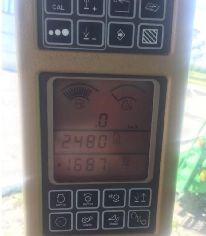 Oldtimer-Mähdrescher typu John Deere W660,  v Пролиски (Obrázek 3)