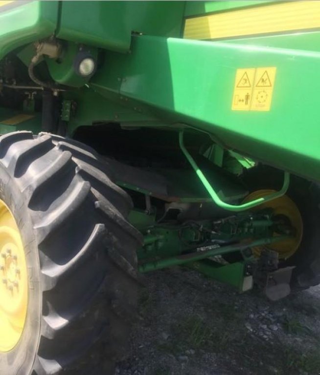 Oldtimer-Mähdrescher typu John Deere W660,  v Пролиски (Obrázek 9)