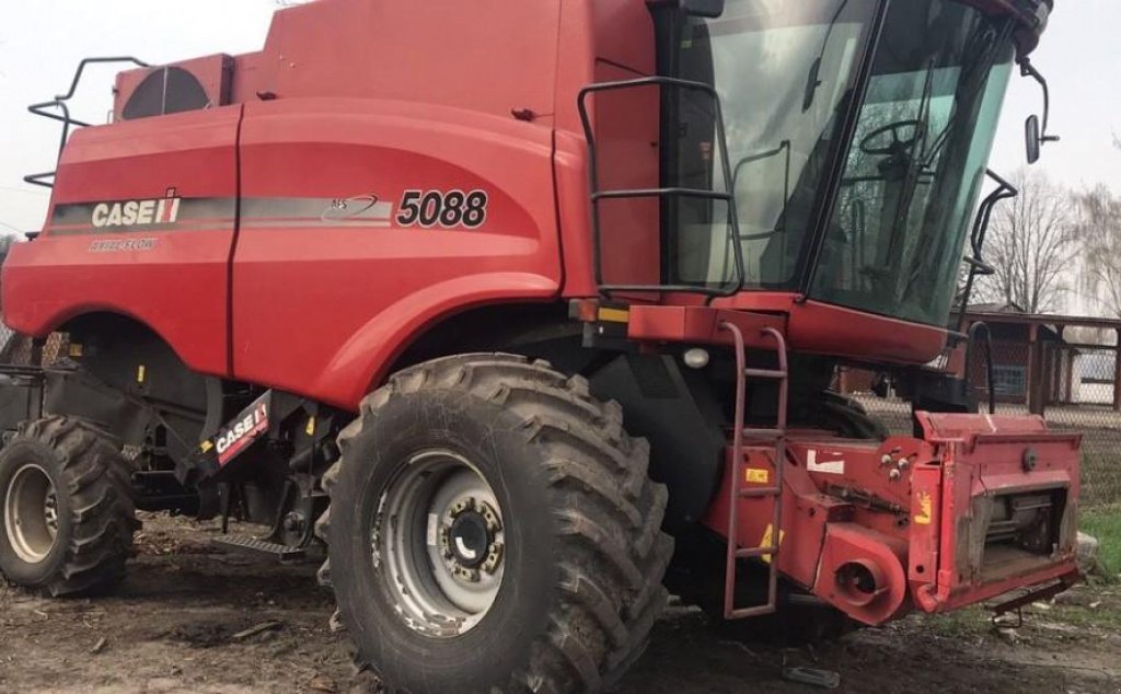 Oldtimer-Mähdrescher des Typs Case IH Axial Flow 5088, Neumaschine in Пролиски (Bild 2)