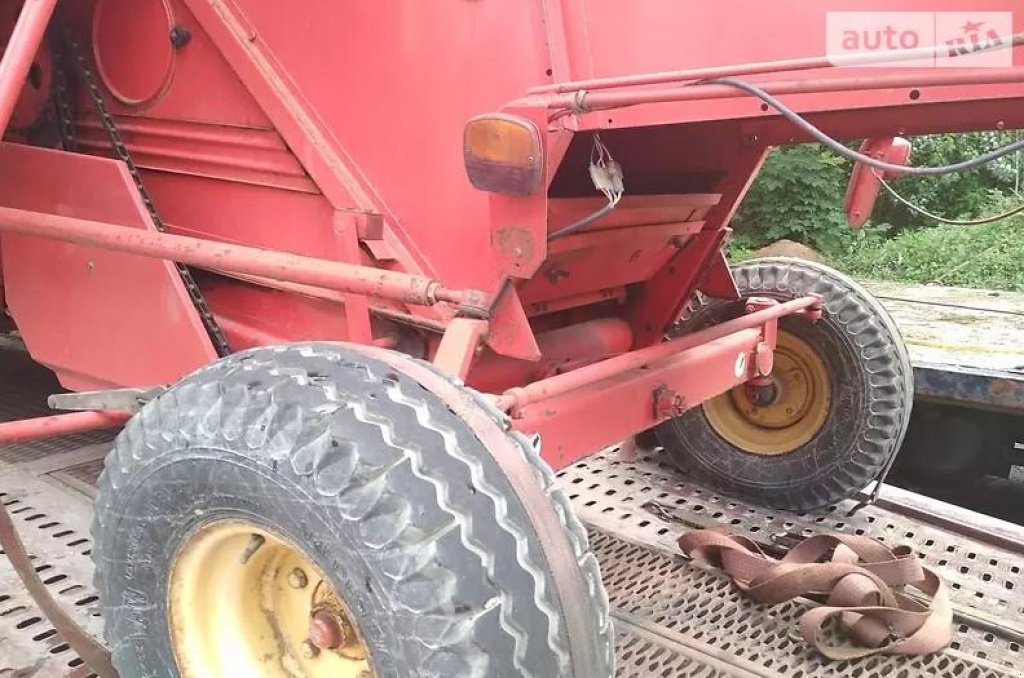 Oldtimer-Mähdrescher typu Massey Ferguson 206, Neumaschine v Торчин (Obrázek 7)