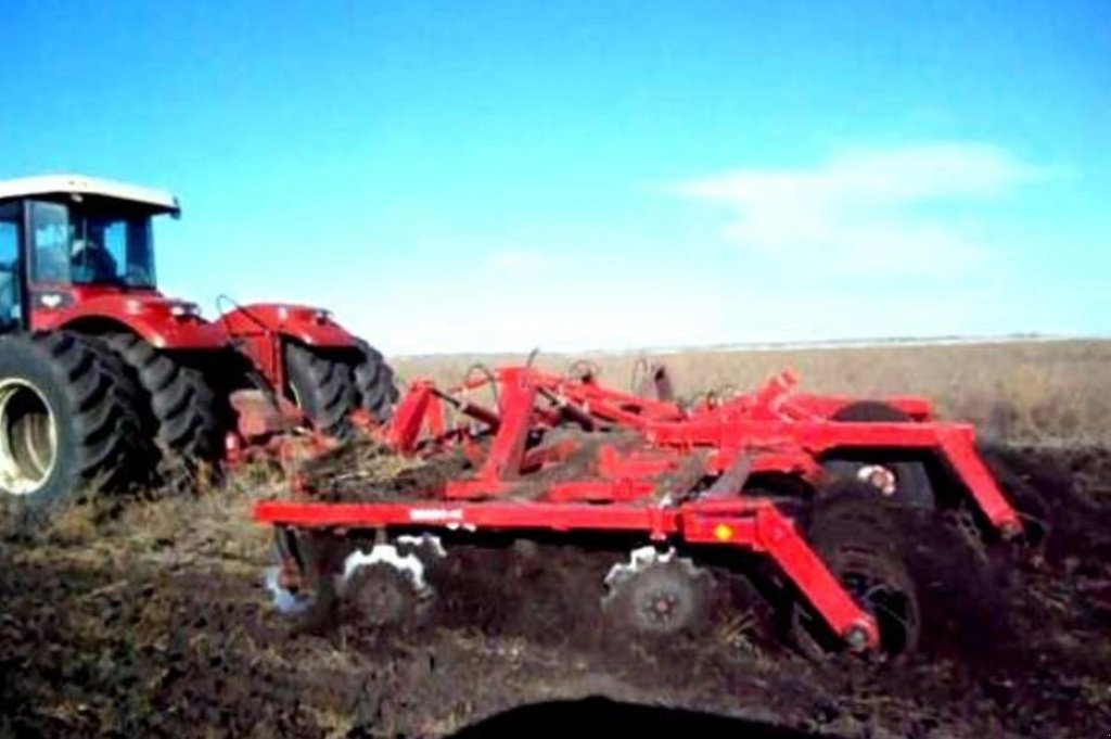 Wiesenegge typu CHERVONA ZIRKA Antares 8x4,  v Пологи (Obrázek 1)