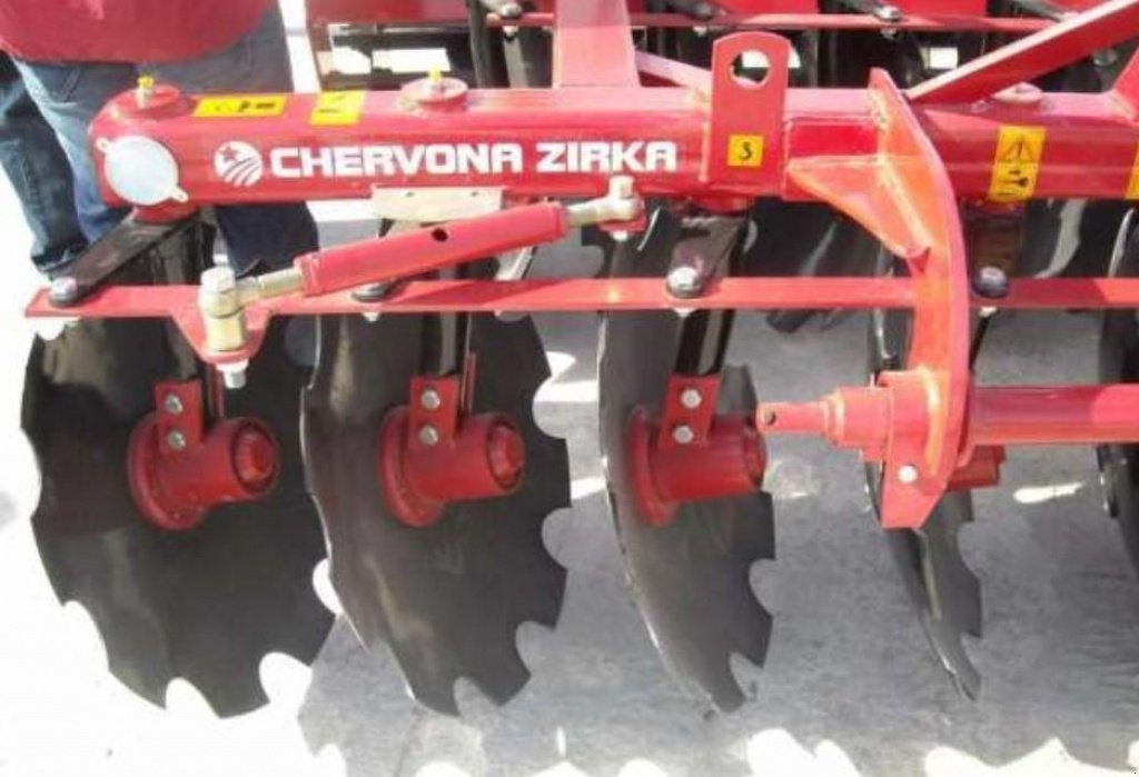 Wiesenegge typu CHERVONA ZIRKA Pollada 3200-01,  v Пологи (Obrázek 1)