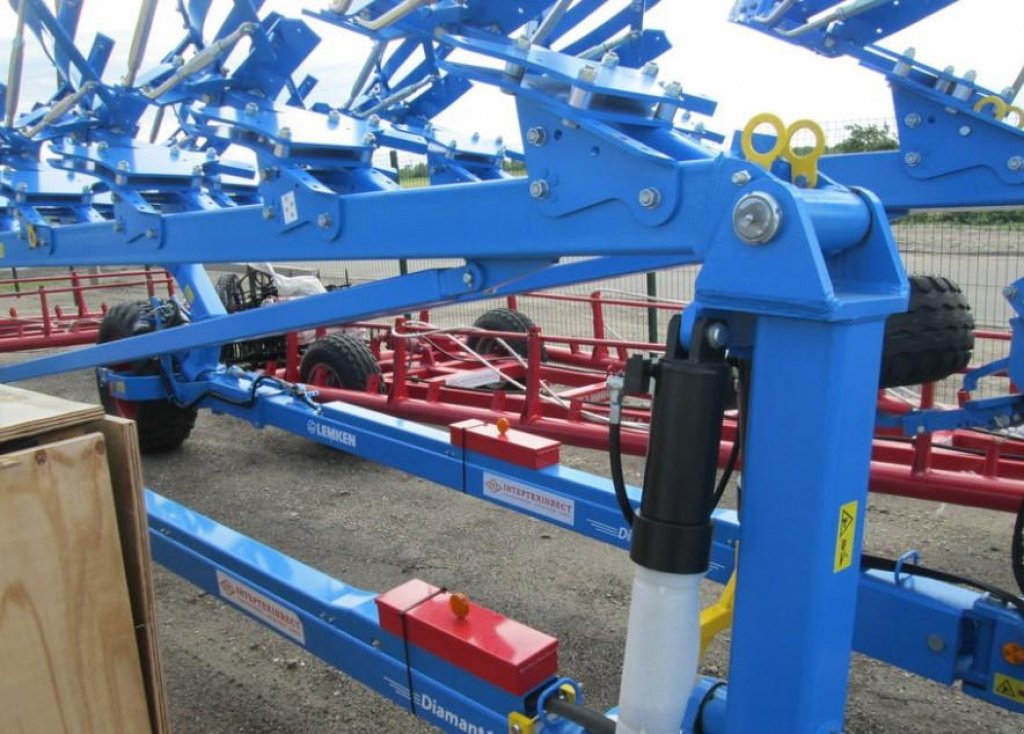 Scheibenpflug typu Lemken Diamant 11/7+1,  v Пологи (Obrázek 9)