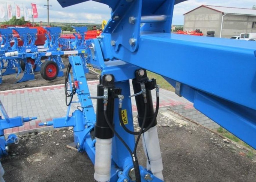 Scheibenpflug typu Lemken Diamant 11/7+1,  v Пологи (Obrázek 10)
