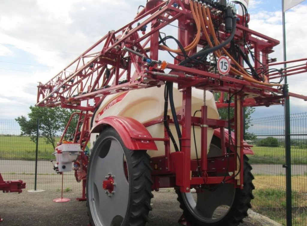 Weinbauspritze του τύπου CHERVONA ZIRKA Tetis 24,  σε Пологи (Φωτογραφία 1)