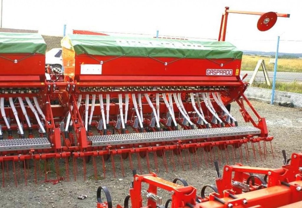 Direktsaatmaschine of the type Nordsten Metro Mega 1200,  in Пологи (Picture 4)