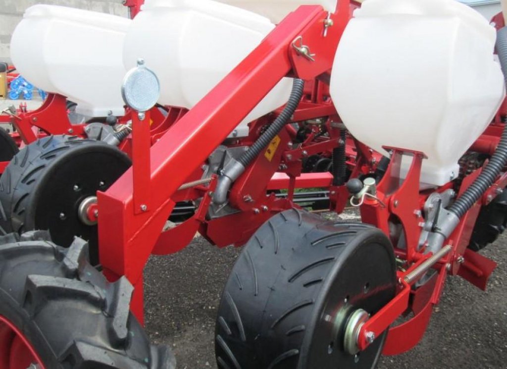 Gareeggenfelder типа CHERVONA ZIRKA Vesta 8 Profi,  в Пологи (Фотография 8)