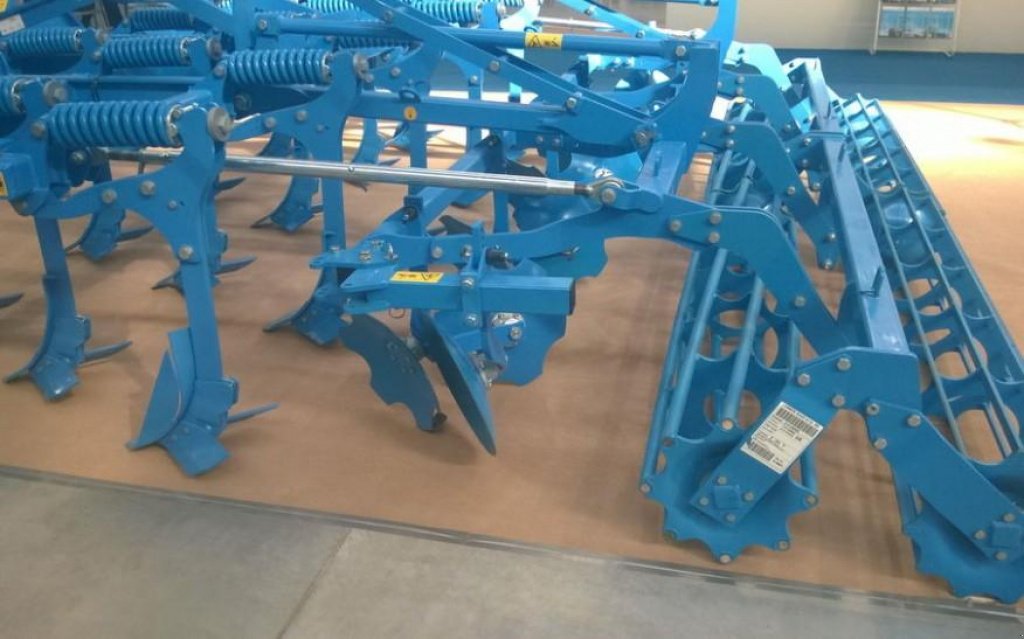 Kartoffelpflegetechnik typu Lemken Karat 9/300,  v Пологи (Obrázek 3)