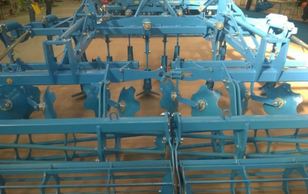 Kartoffelpflegetechnik typu Lemken Karat 9/300,  v Пологи (Obrázek 2)