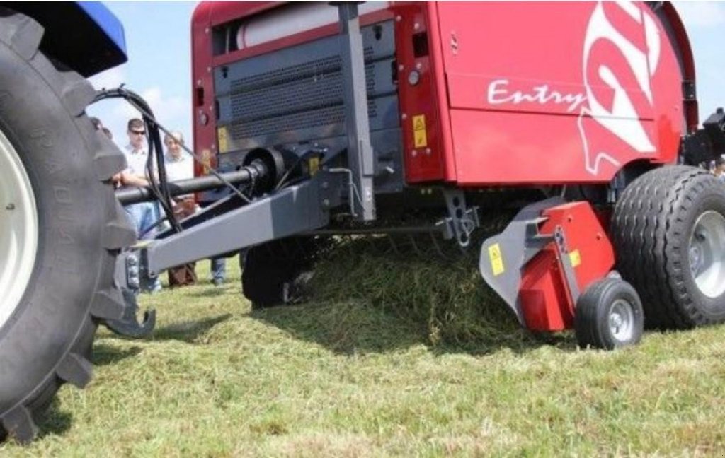 Rundballenpresse typu Feraboli Entry 120,  v Пологи (Obrázek 7)