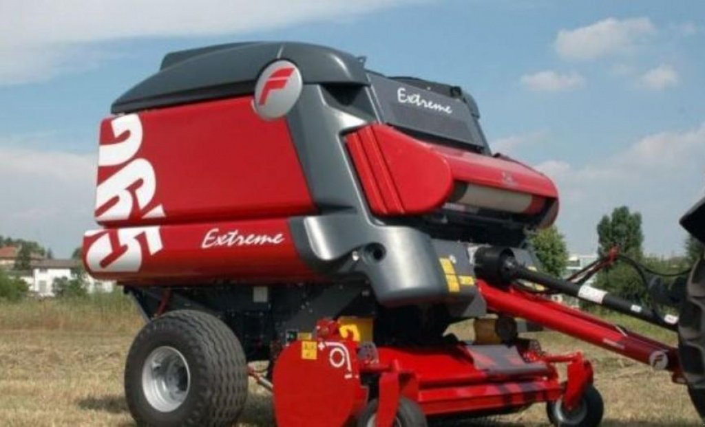 Rundballenpresse typu Feraboli Extreme 265 LT,  v Пологи (Obrázek 1)