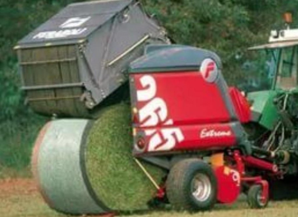 Rundballenpresse typu Feraboli Extreme 265 LT,  v Пологи (Obrázek 2)