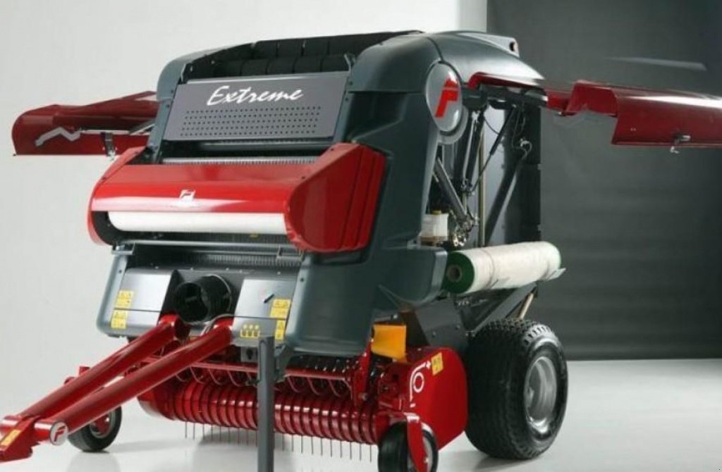Rundballenpresse typu Feraboli Extreme 265 LT,  v Пологи (Obrázek 3)
