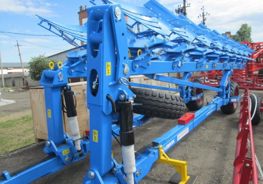 Scheibenpflug typu Lemken Diamant 11/7+1,  v Пологи (Obrázek 1)